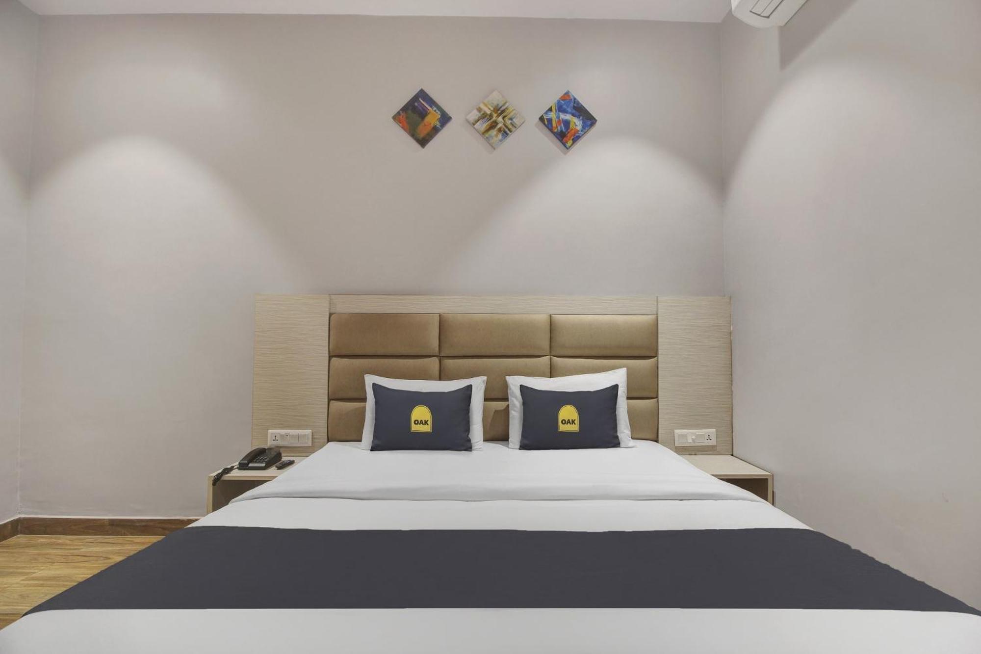 Townhouse Oak Sohotel Hāora 外观 照片