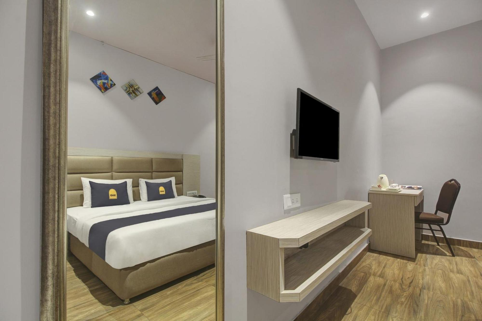 Townhouse Oak Sohotel Hāora 外观 照片