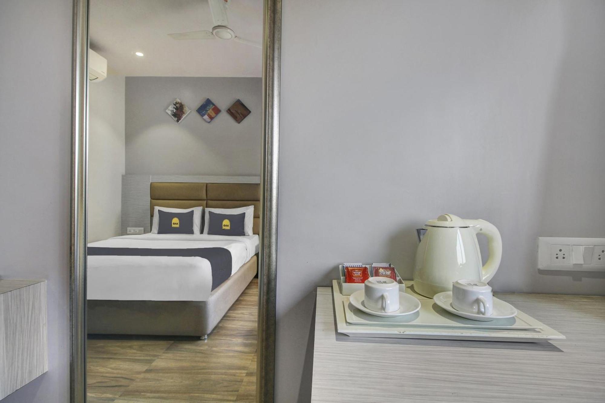 Townhouse Oak Sohotel Hāora 外观 照片