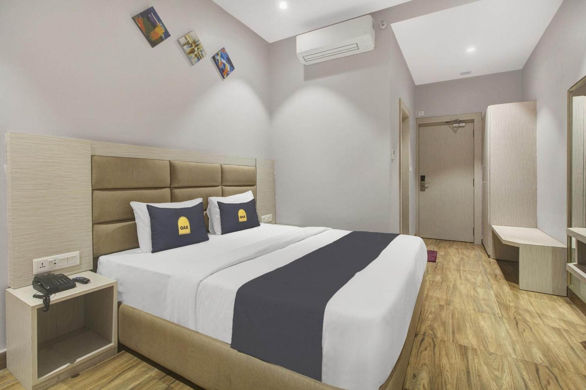 Townhouse Oak Sohotel Hāora 外观 照片