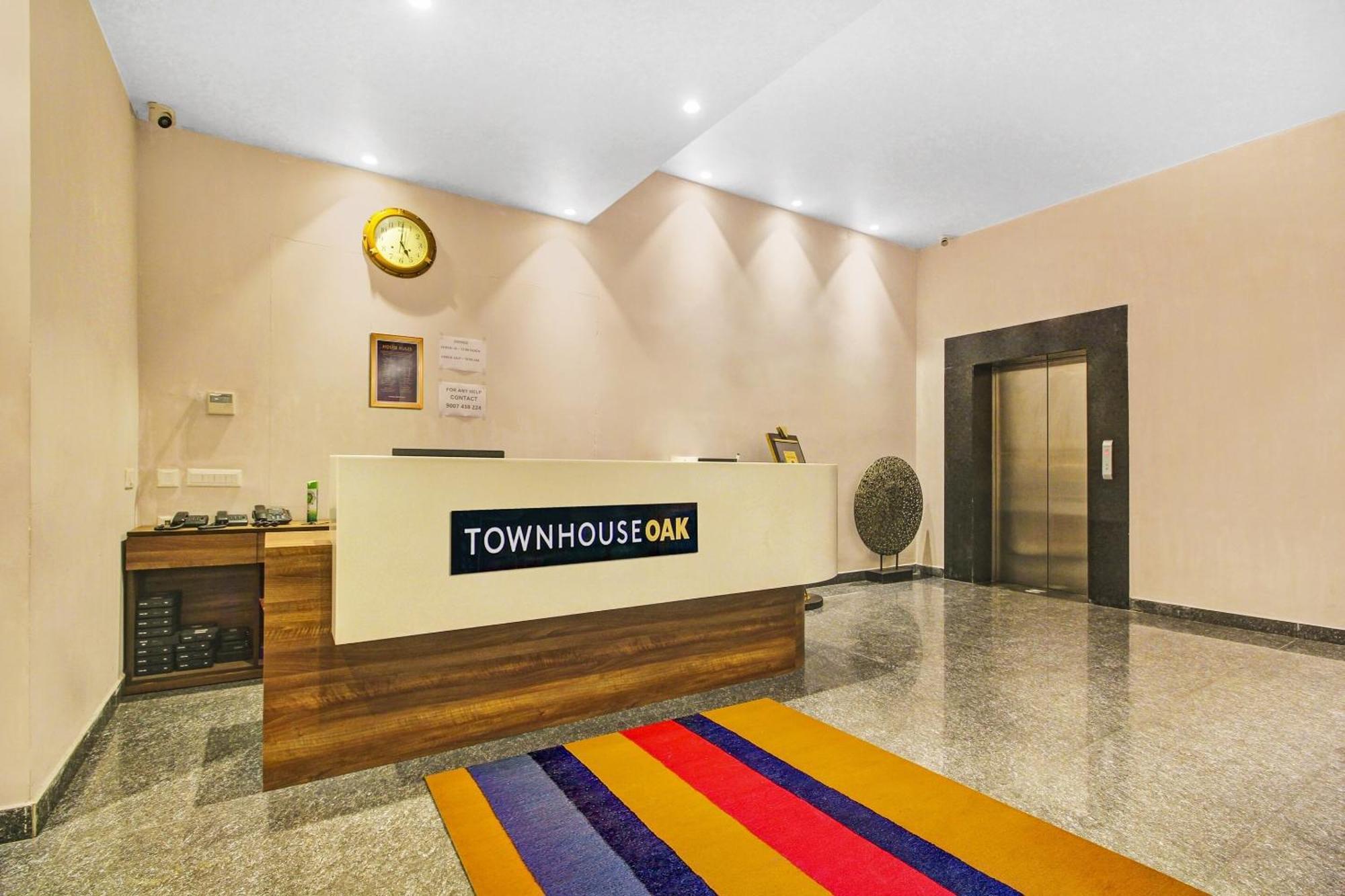 Townhouse Oak Sohotel Hāora 外观 照片