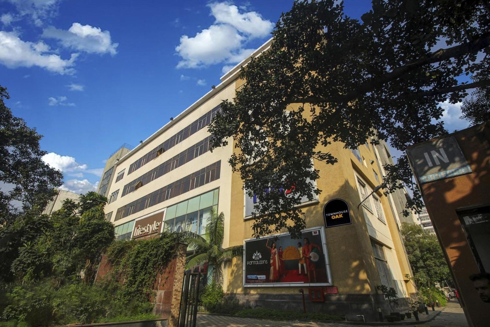 Townhouse Oak Sohotel Hāora 外观 照片